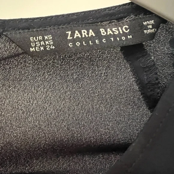 Zara Gray Embellished Ruffled 3/4 Sleeve Blouse - Picture 2 of 2